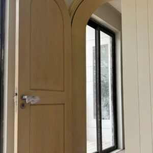 Cửa vòm gỗ Sồi