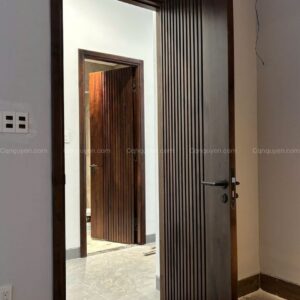 Cửa gỗ Óc chó
